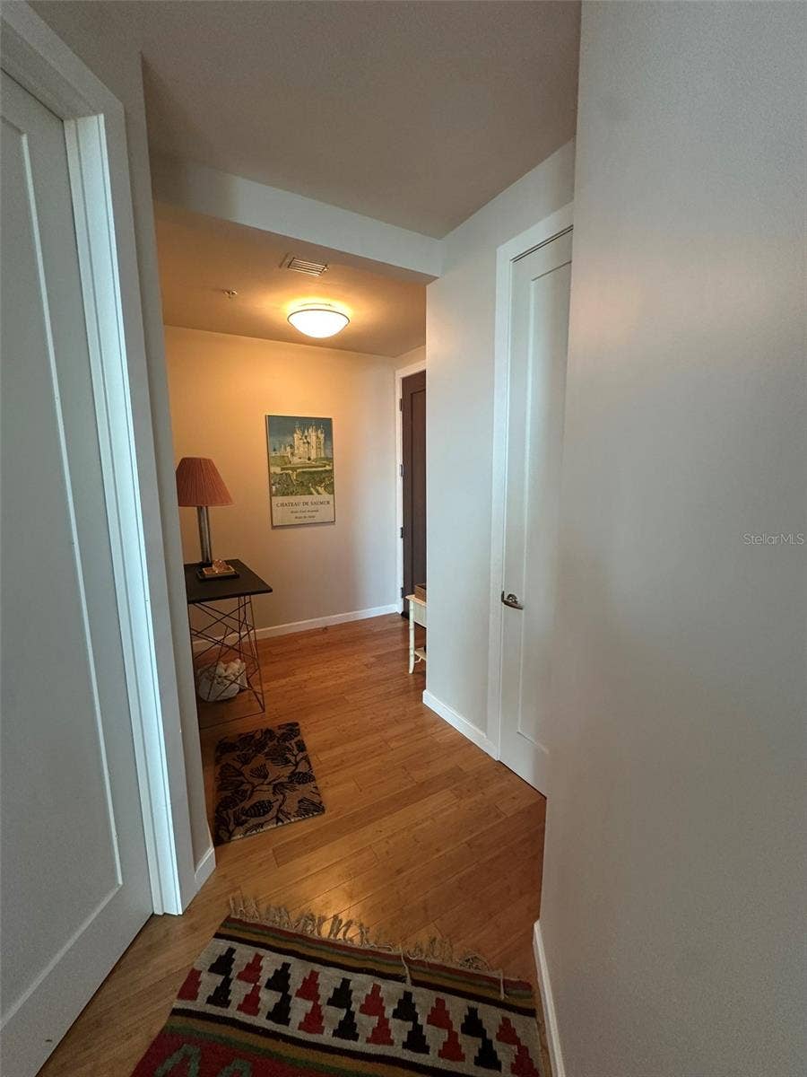 400 4TH AVENUE S, #1207, St Petersburg, FL 33701 400 4TH AVENUE S, #1207, St Petersburg, FL 33701