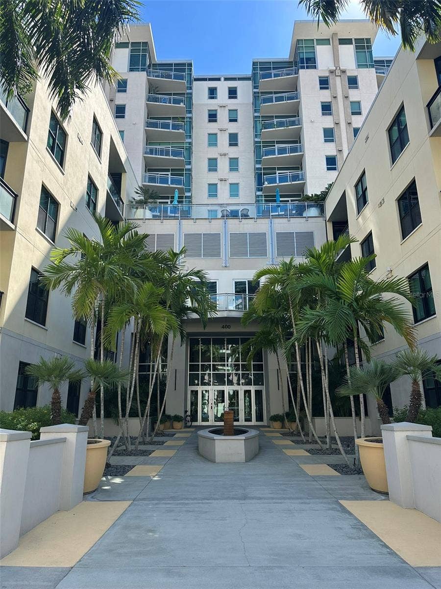 400 4TH AVENUE S, #1207, St Petersburg, FL 33701 400 4TH AVENUE S, #1207, St Petersburg, FL 33701
