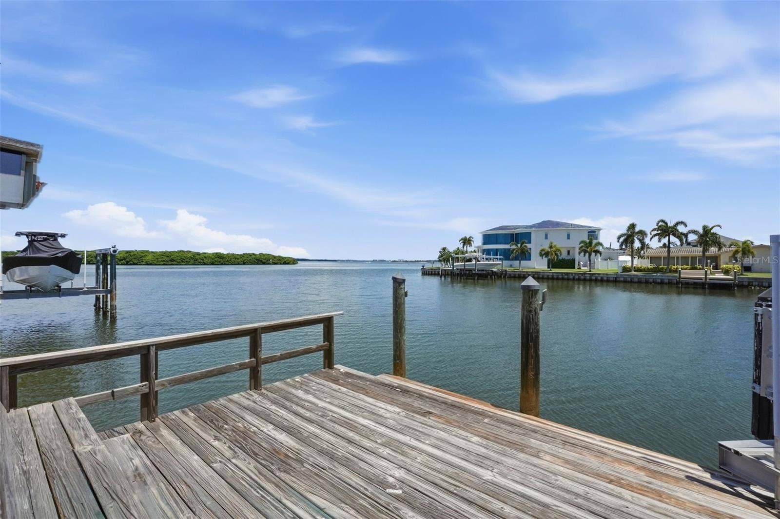 12525 4TH ST E, Treasure Island, FL 33706