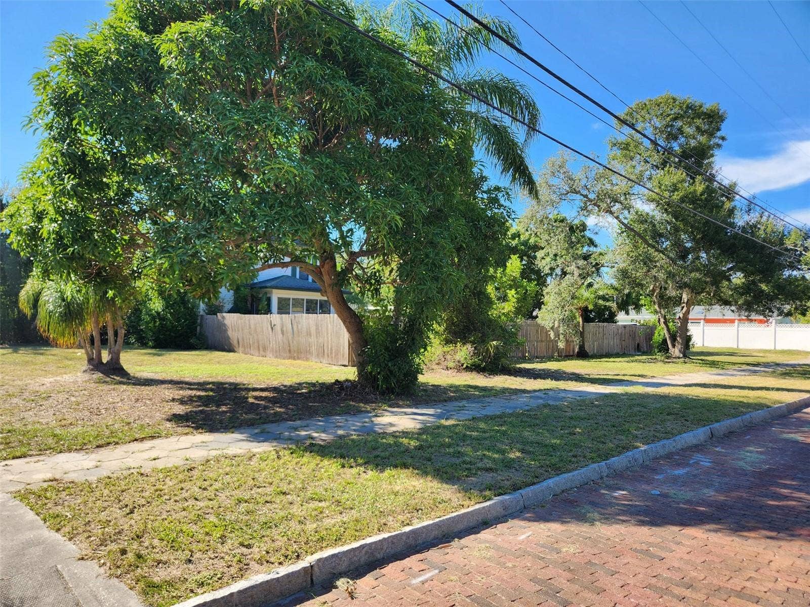 4815 3RD AVENUE N, St Petersburg, FL 33713 4815 3RD AVENUE N, St Petersburg, FL 33713
