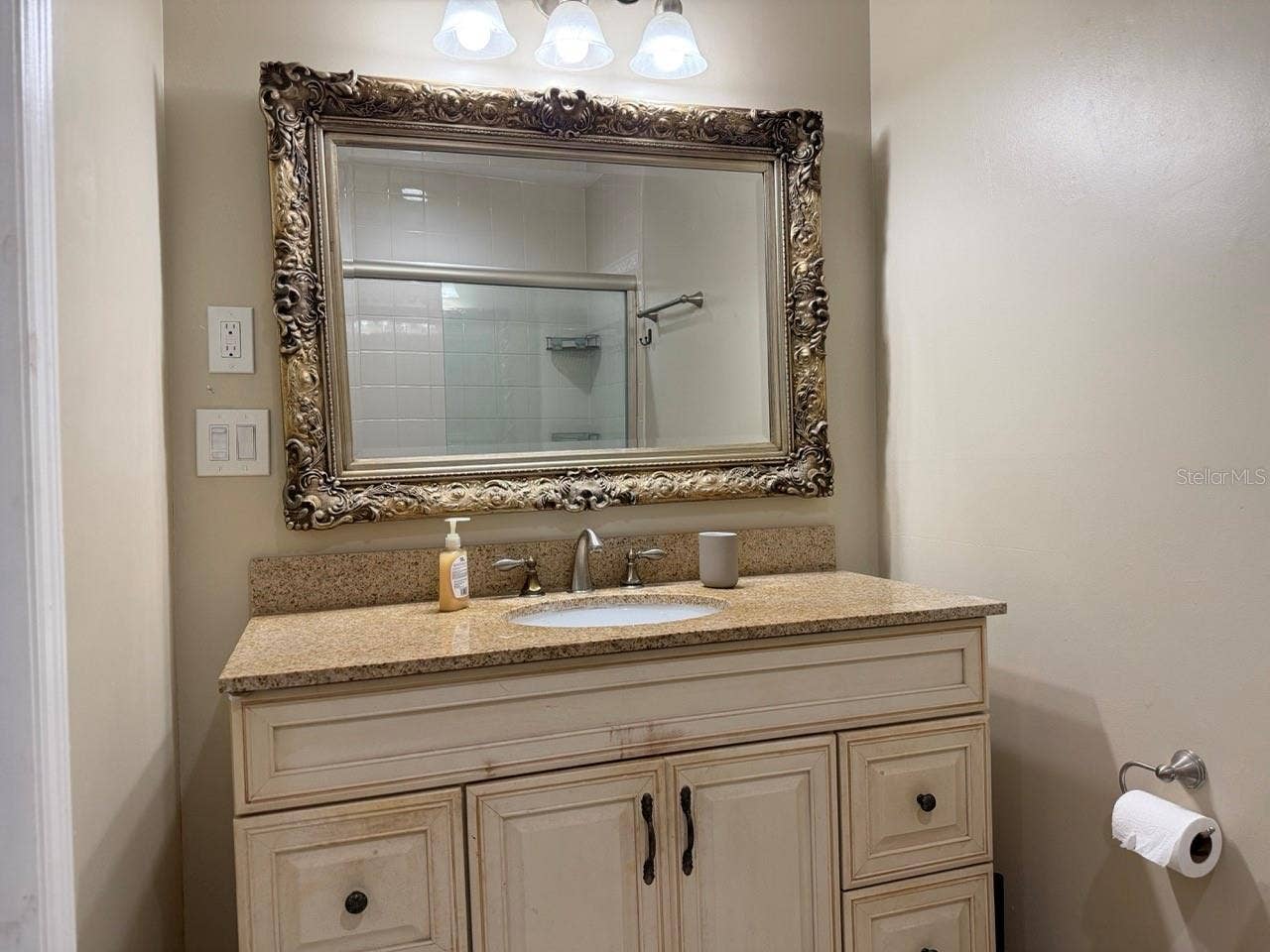 1881 LICHEN LANE, #B, Clearwater, FL 33760
