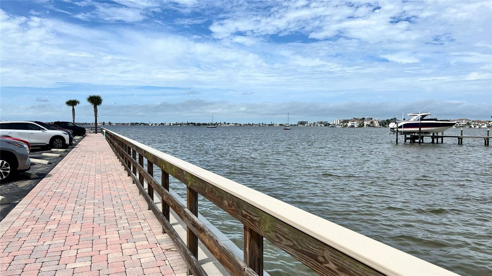 100 BLUFF VIEW DRIVE, #211A, Belleair Bluffs, FL 33770 100 BLUFF VIEW DRIVE, #211A, Belleair Bluffs, FL 33770