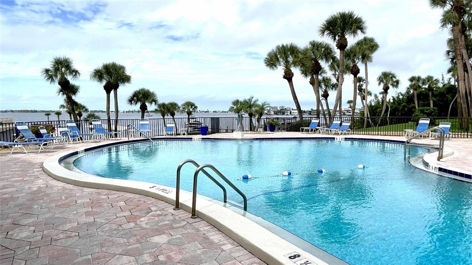 100 BLUFF VIEW DRIVE, #211A, Belleair Bluffs, FL 33770 100 BLUFF VIEW DRIVE, #211A, Belleair Bluffs, FL 33770