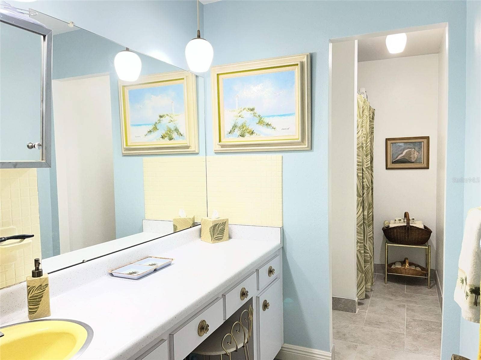 100 BLUFF VIEW DRIVE, #211A, Belleair Bluffs, FL 33770 100 BLUFF VIEW DRIVE, #211A, Belleair Bluffs, FL 33770