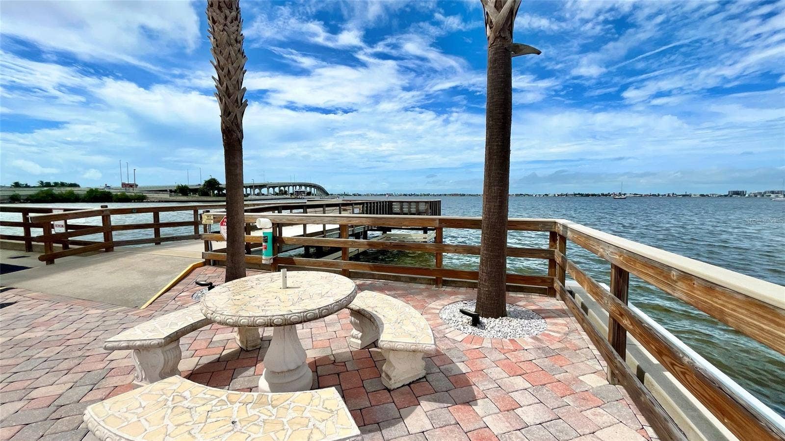 100 BLUFF VIEW DRIVE, #211A, Belleair Bluffs, FL 33770 100 BLUFF VIEW DRIVE, #211A, Belleair Bluffs, FL 33770