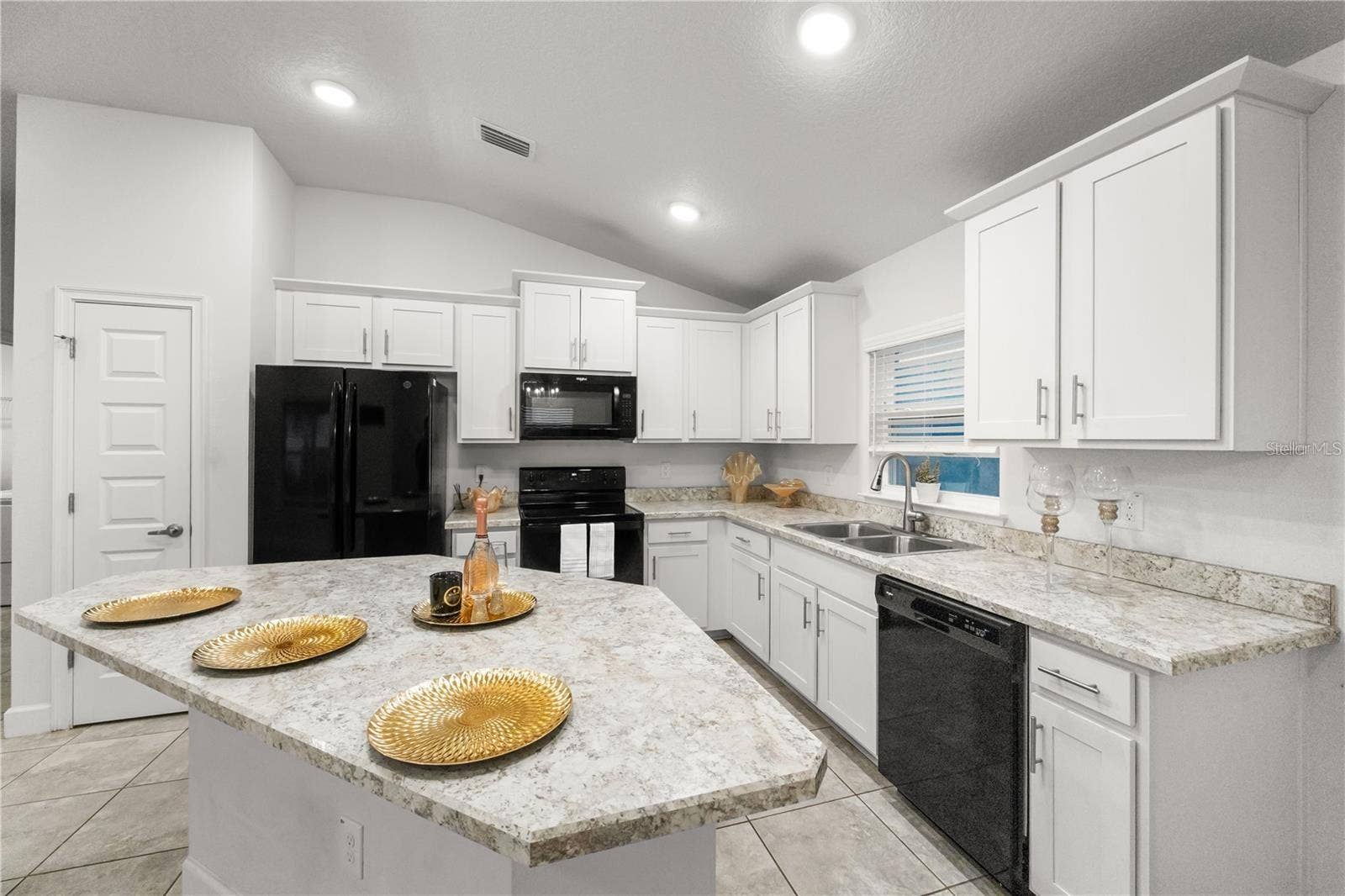 14429 POTTERTON CIRCLE, Hudson, FL 34667 14429 POTTERTON CIRCLE, Hudson, FL 34667