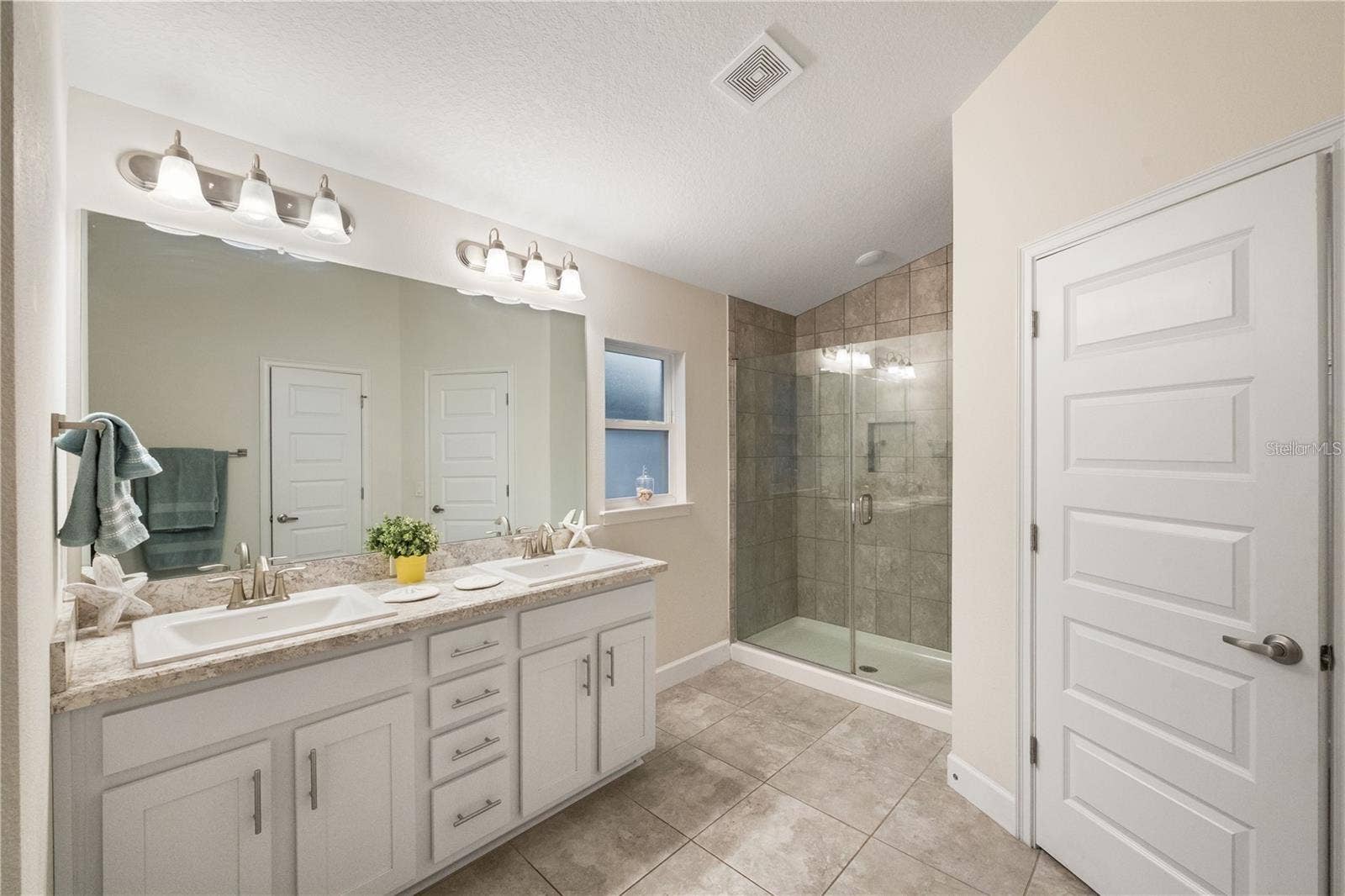 14429 POTTERTON CIRCLE, Hudson, FL 34667 14429 POTTERTON CIRCLE, Hudson, FL 34667