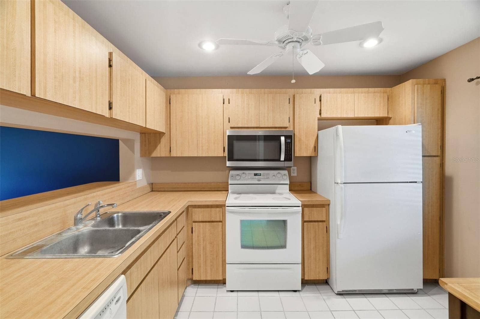 5265 E BAY DRIVE, #723, Clearwater, FL 33764