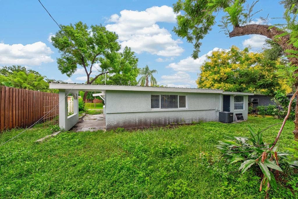 10528 113TH AVENUE, Largo, FL 33773 10528 113TH AVENUE, Largo, FL 33773