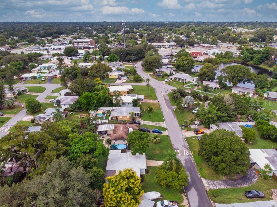 10528 113TH AVENUE, Largo, FL 33773 10528 113TH AVENUE, Largo, FL 33773