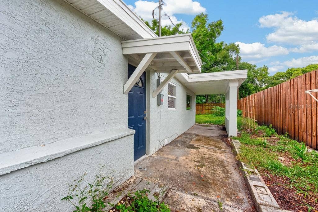 10528 113TH AVENUE, Largo, FL 33773 10528 113TH AVENUE, Largo, FL 33773