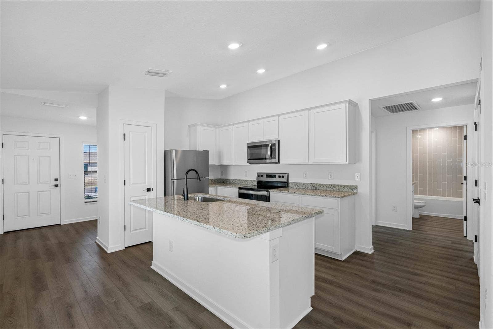 7243 GREEN FERN DRIVE, Lakeland, FL 33809 7243 GREEN FERN DRIVE, Lakeland, FL 33809