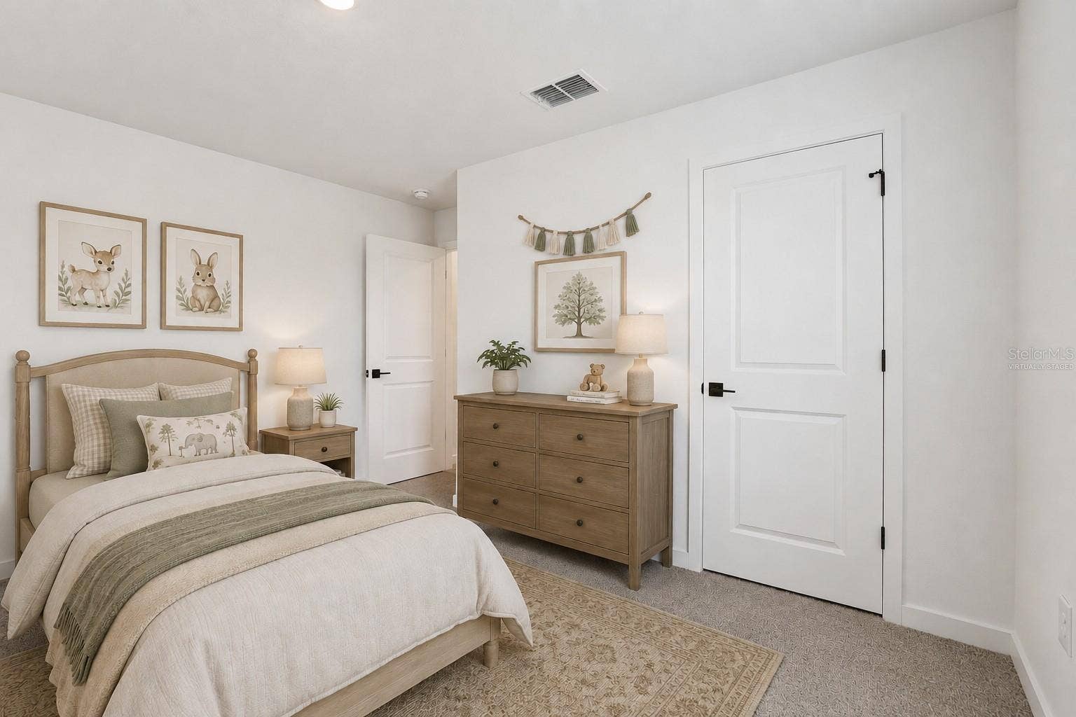 Lakeland, FL 33809 Virtually Staged