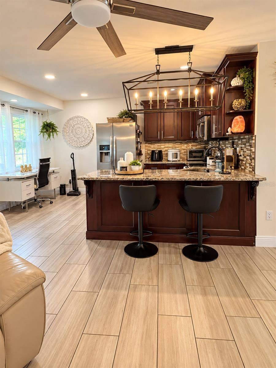 510 PROCLAMATION DRIVE, Tampa, FL 33613