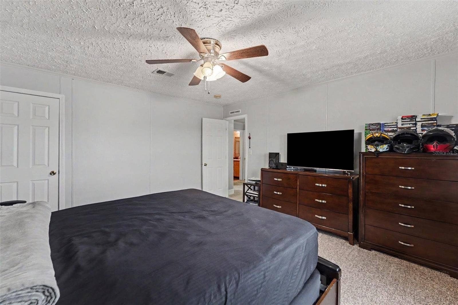 8043 TOWER STREET, Brooksville, FL 34613