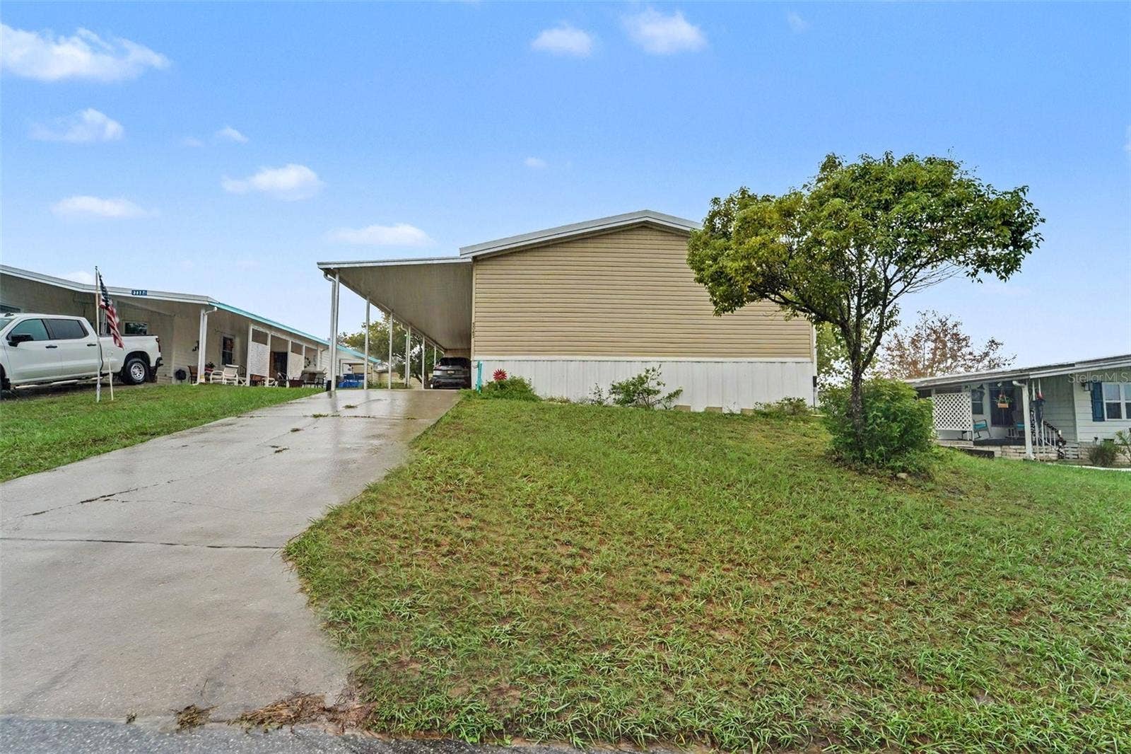 8043 TOWER STREET, Brooksville, FL 34613