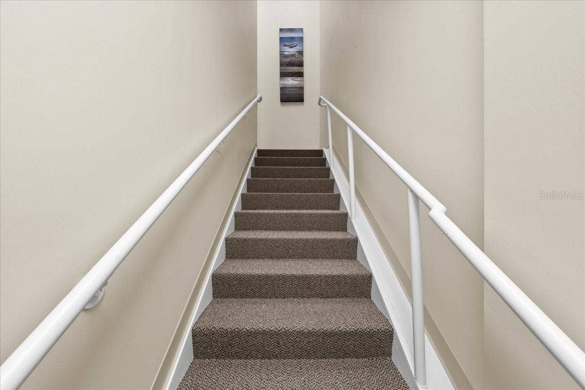 8222 118TH AVENUE, #600, Largo, FL 33773 Stairs to Mezzanine Conference room