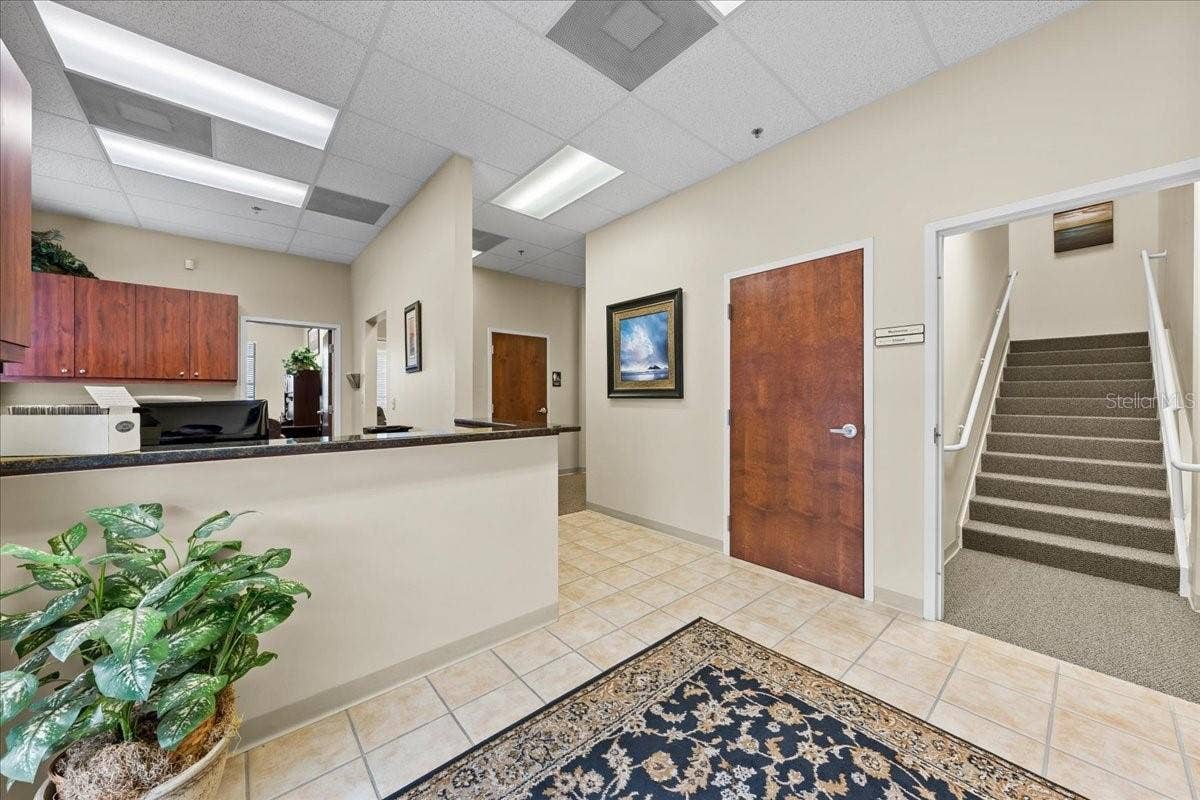 8222 118TH AVENUE, #600, Largo, FL 33773 Entry Reception