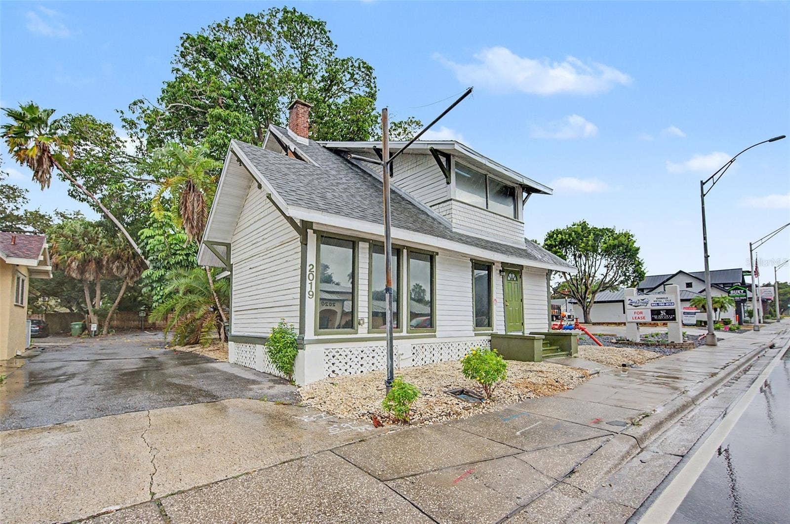 2019 MANATEE AVENUE W, Bradenton, FL 34205 2019 MANATEE AVENUE W, Bradenton, FL 34205