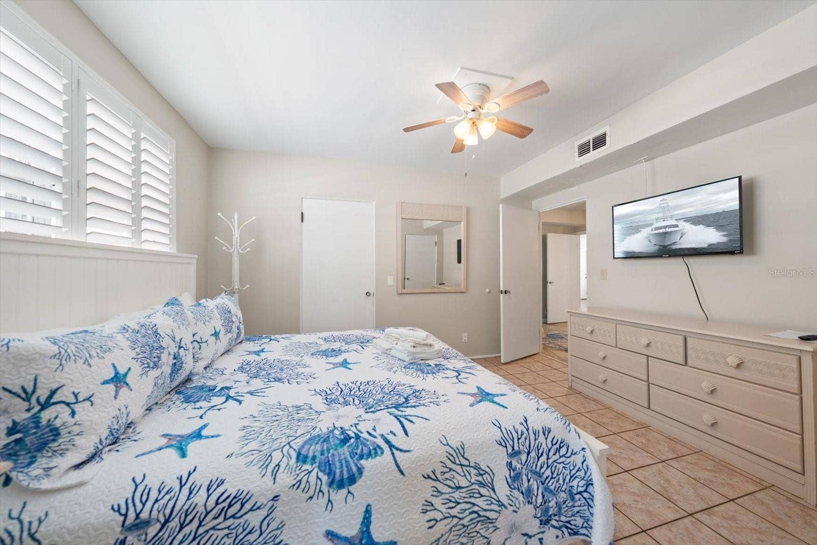 Main House Bedroom 2
