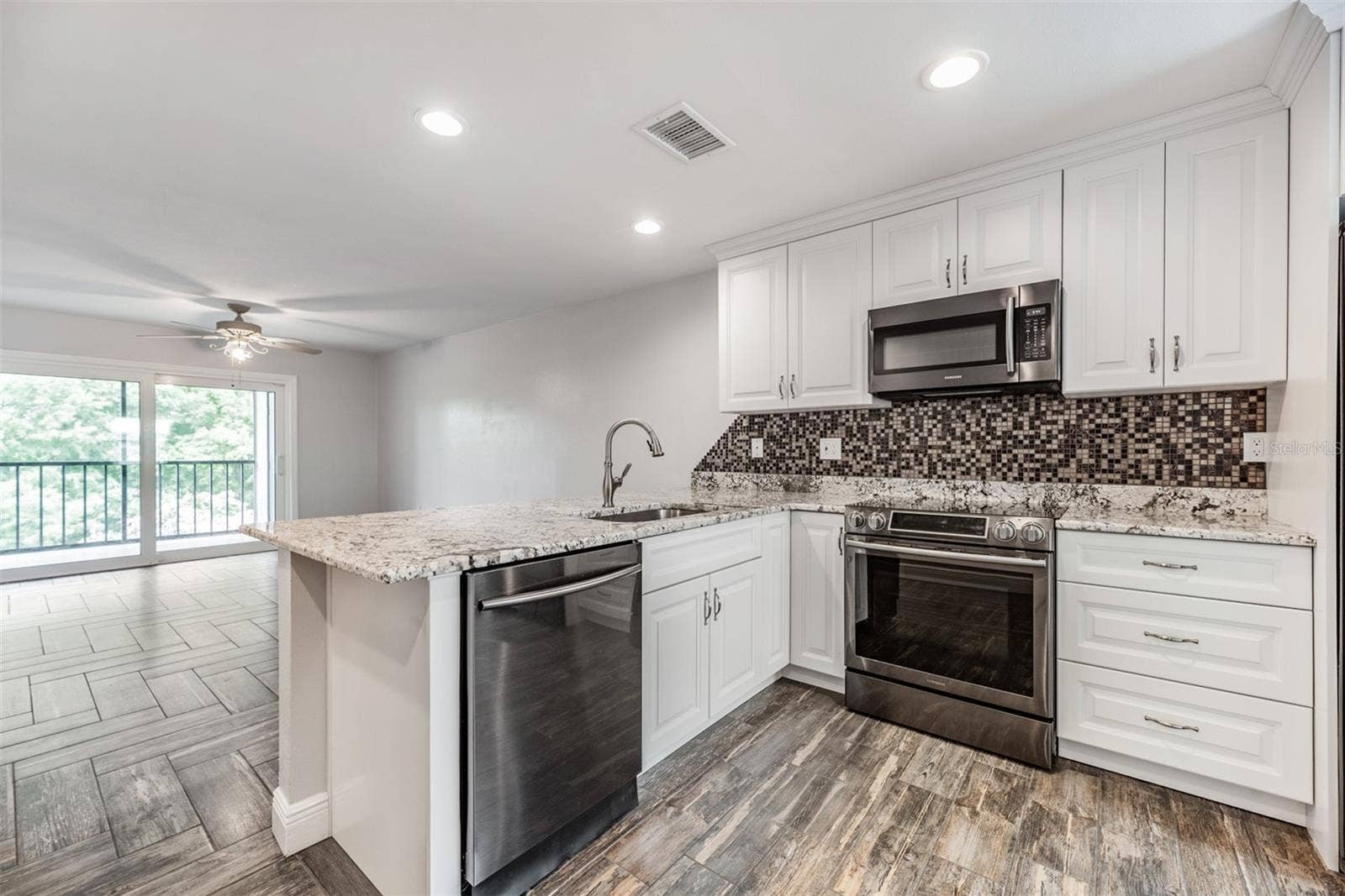 6125 113TH STREET, #514, Seminole, FL 33772 6125 113TH STREET, #514, Seminole, FL 33772