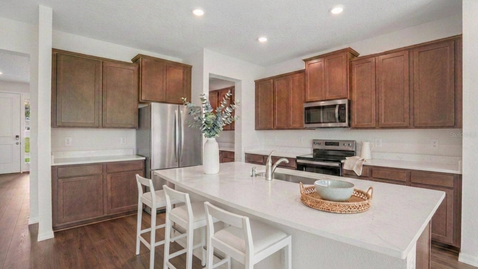35290 HOMEBOUND GATE DRIVE, Dade City, FL 33525 35290 HOMEBOUND GATE DRIVE, Dade City, FL 33525