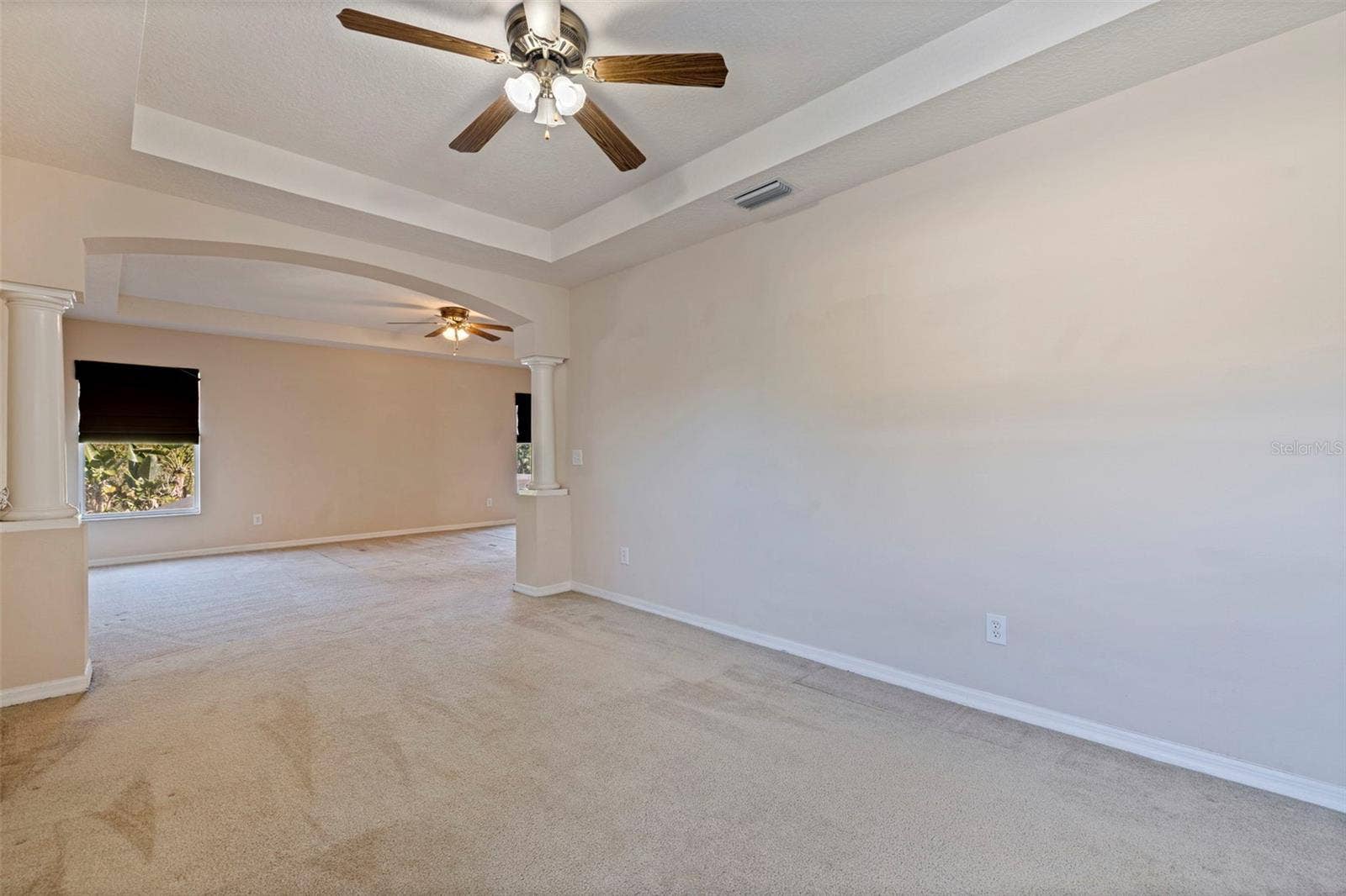 4758 WHISPERING WIND AVENUE, Tampa, FL 33614 4758 WHISPERING WIND AVENUE, Tampa, FL 33614
