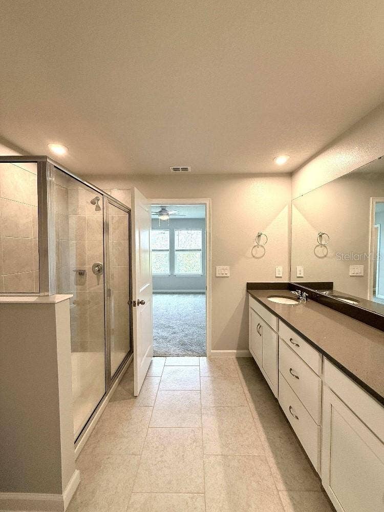 4166 CLOUD HOPPER WAY, Lutz, FL 33559 4166 CLOUD HOPPER WAY, Lutz, FL 33559