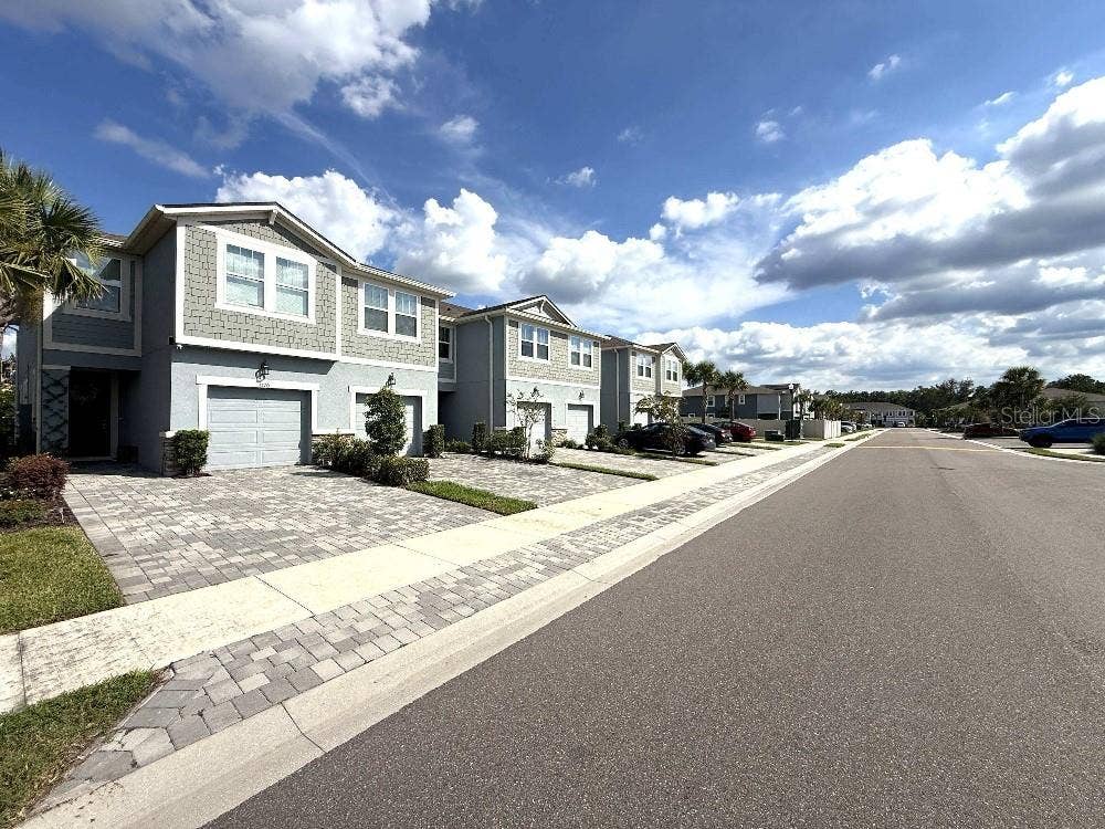 4166 CLOUD HOPPER WAY, Lutz, FL 33559 4166 CLOUD HOPPER WAY, Lutz, FL 33559