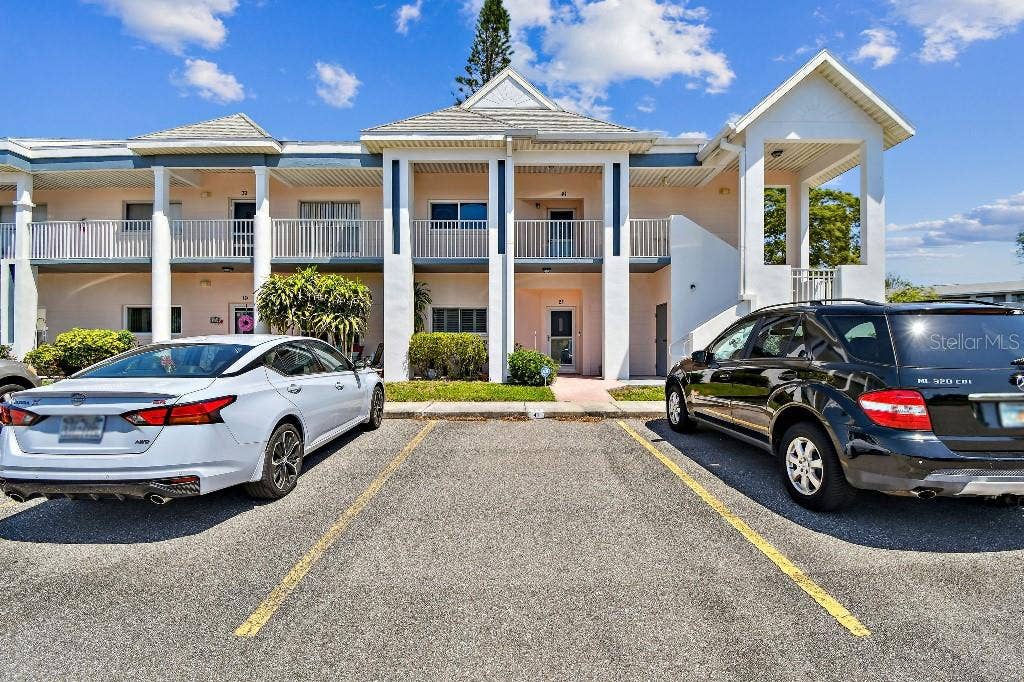 2291 AMERICUS BOULEVARD W, #41, Clearwater, FL 33763