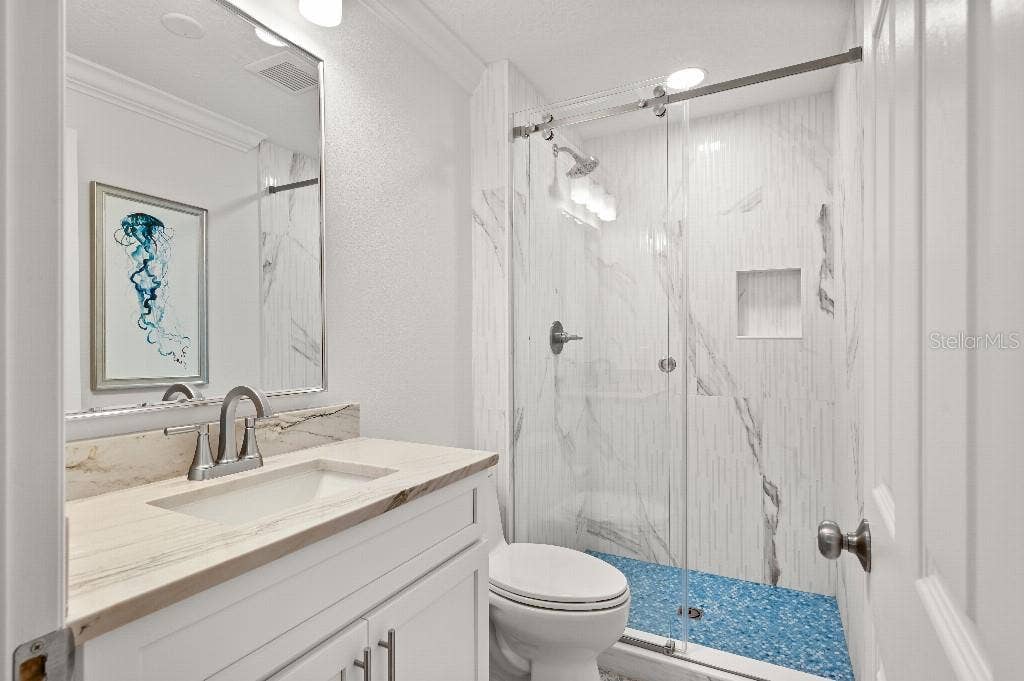 402 N ORANGE STREET, New Smyrna Beach, FL 32168