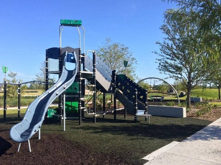 15053 SIRLEAF DRIVE, Orlando, FL 32827 Community Amenities