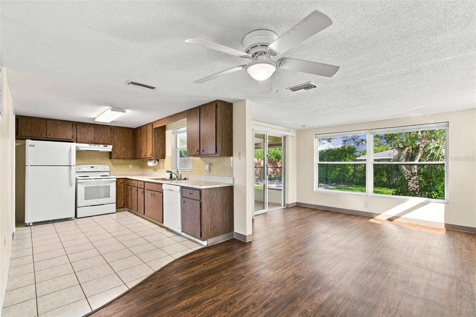 7917 MIMOSA DRIVE, Port Richey, FL 34668 7917 MIMOSA DRIVE, Port Richey, FL 34668