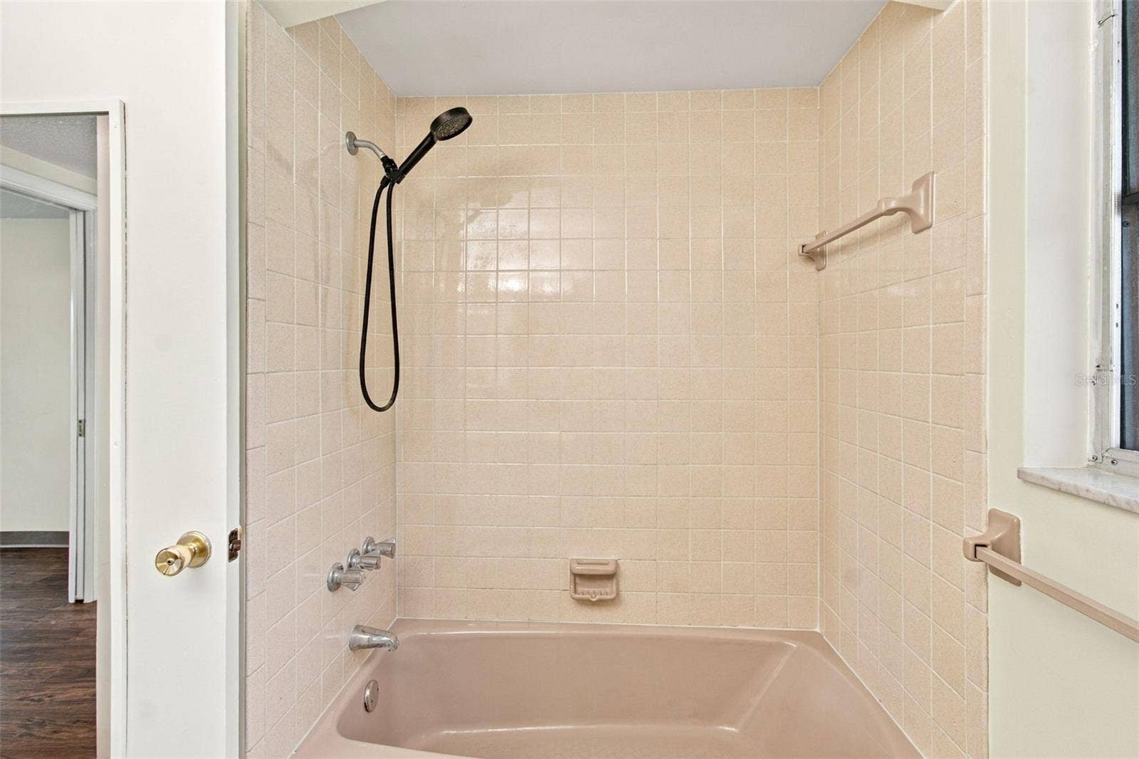 7917 MIMOSA DRIVE, Port Richey, FL 34668 Hall Bath