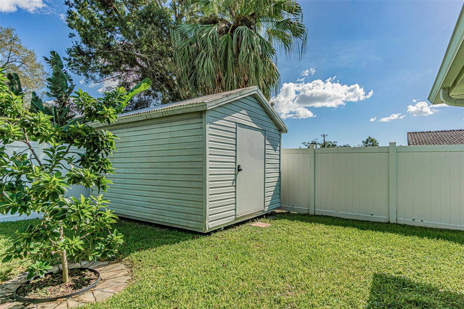 1241 STONY BROOK LANE, Dunedin, FL 34698 1241 STONY BROOK LANE, Dunedin, FL 34698