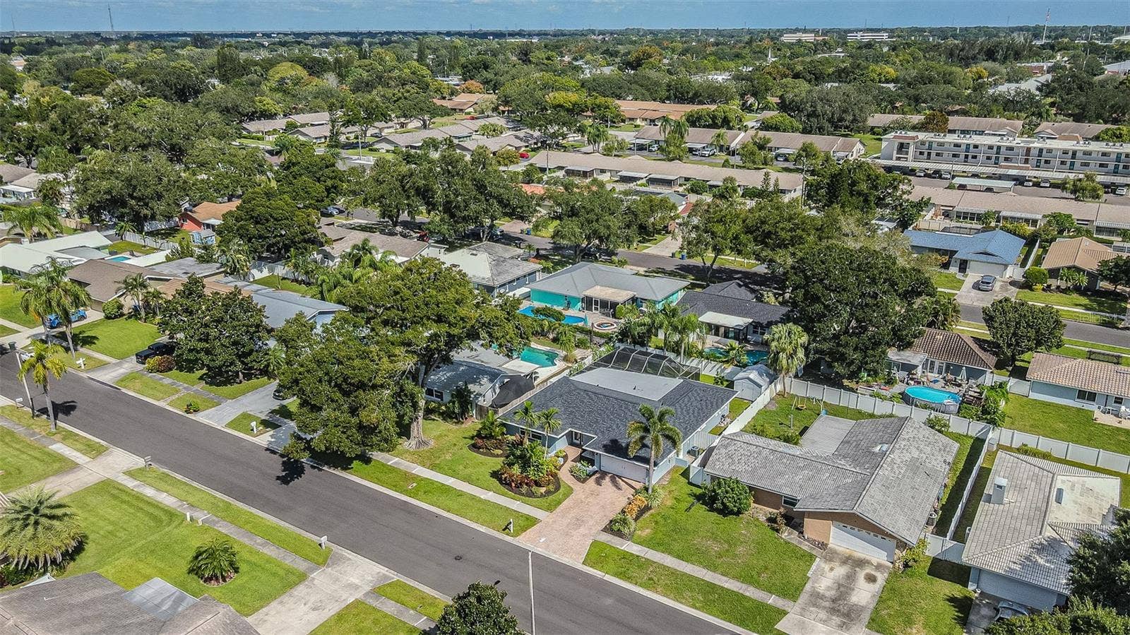 1241 STONY BROOK LANE, Dunedin, FL 34698 1241 STONY BROOK LANE, Dunedin, FL 34698