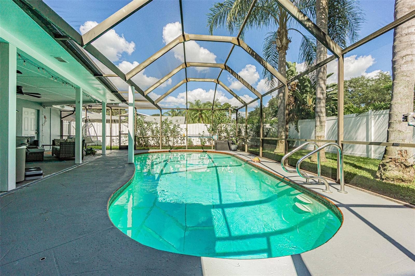 1241 STONY BROOK LANE, Dunedin, FL 34698 1241 STONY BROOK LANE, Dunedin, FL 34698