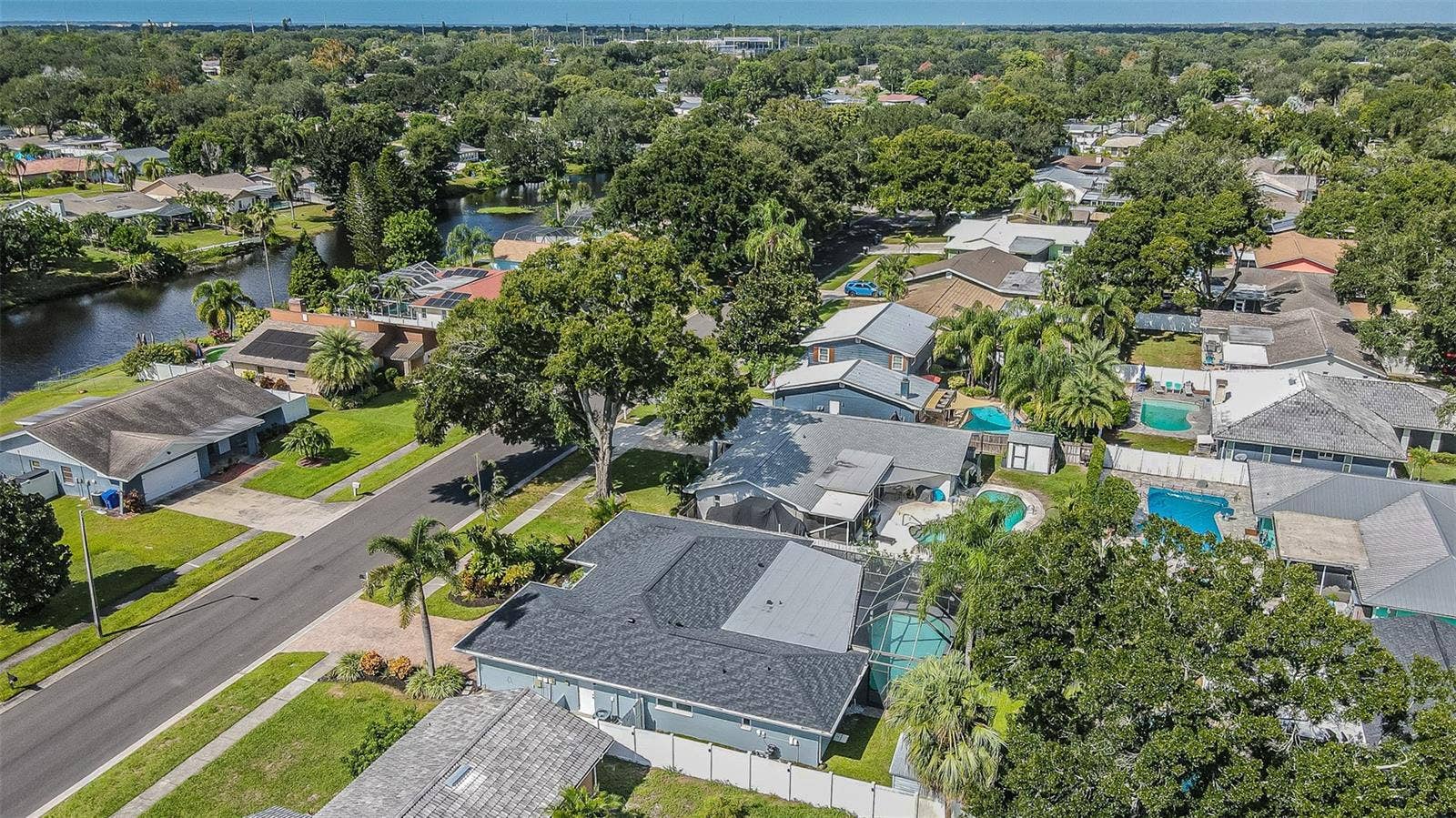 1241 STONY BROOK LANE, Dunedin, FL 34698 1241 STONY BROOK LANE, Dunedin, FL 34698