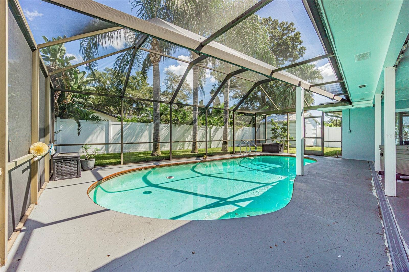1241 STONY BROOK LANE, Dunedin, FL 34698 1241 STONY BROOK LANE, Dunedin, FL 34698
