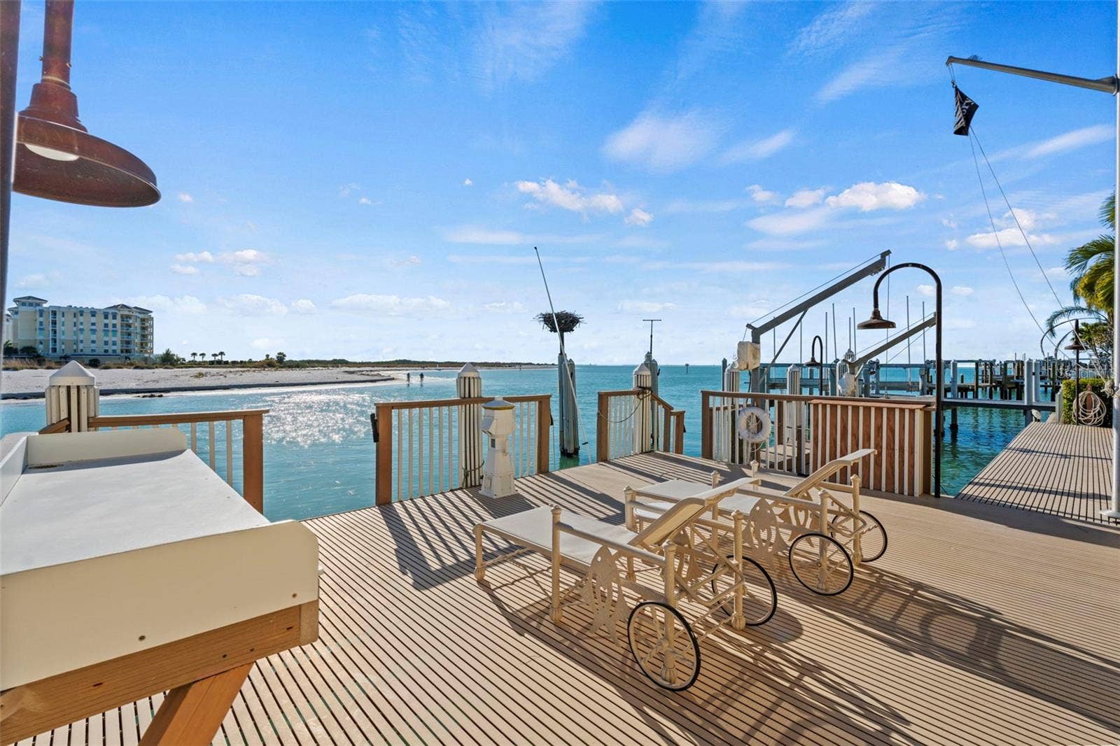 964 MONTE CRISTO BOULEVARD, Tierra Verde, FL 33715 Fisherman's Paradise