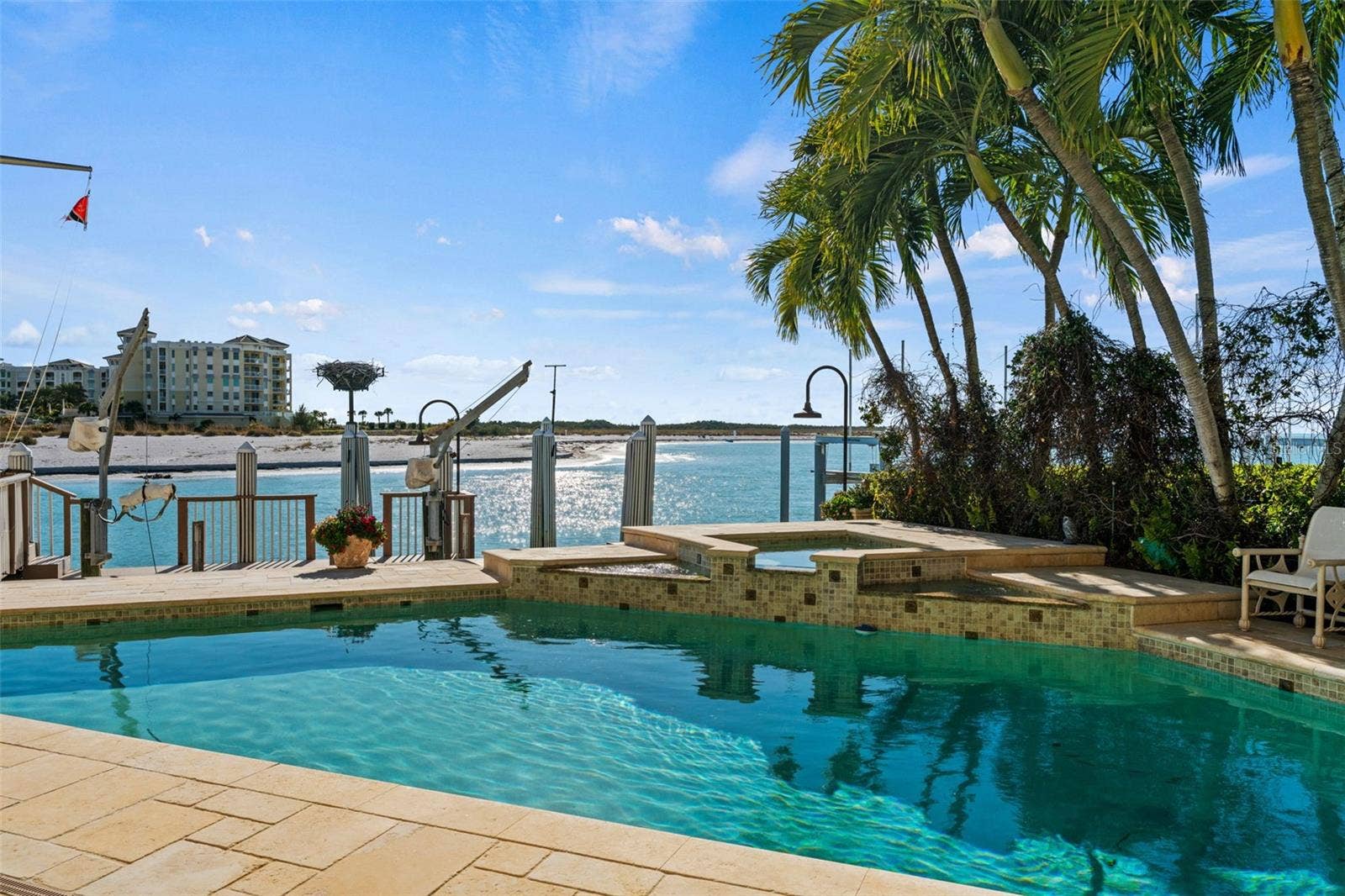 964 MONTE CRISTO BOULEVARD, Tierra Verde, FL 33715 Saltwater Pool and Spa