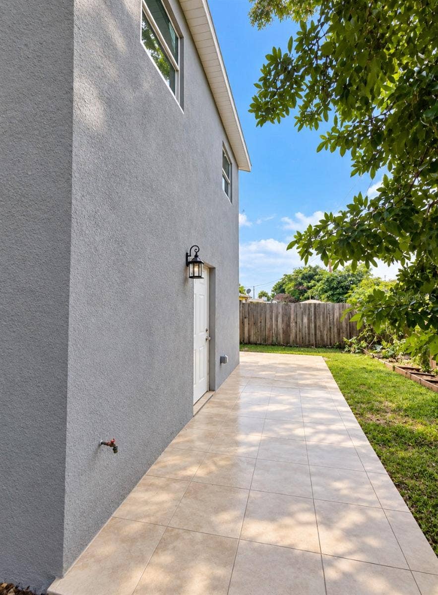 4615 AEGEAN AVENUE, Holiday, FL 34690