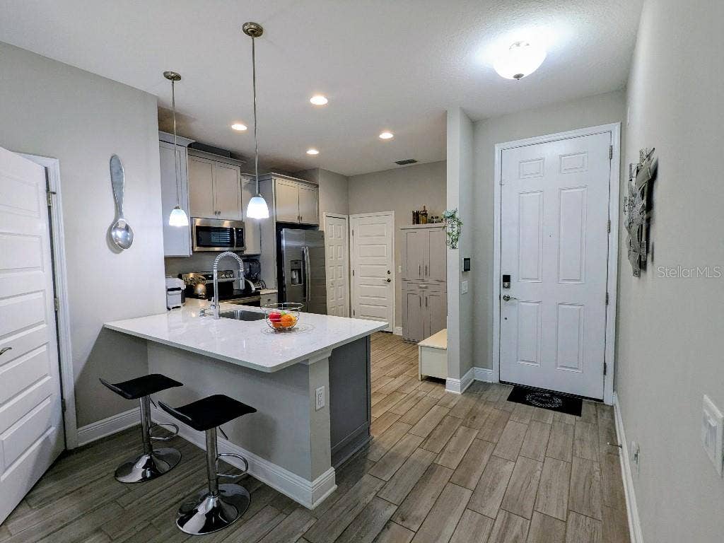 2454 FOGGY CREEK CIRCLE, Clearwater, FL 33764