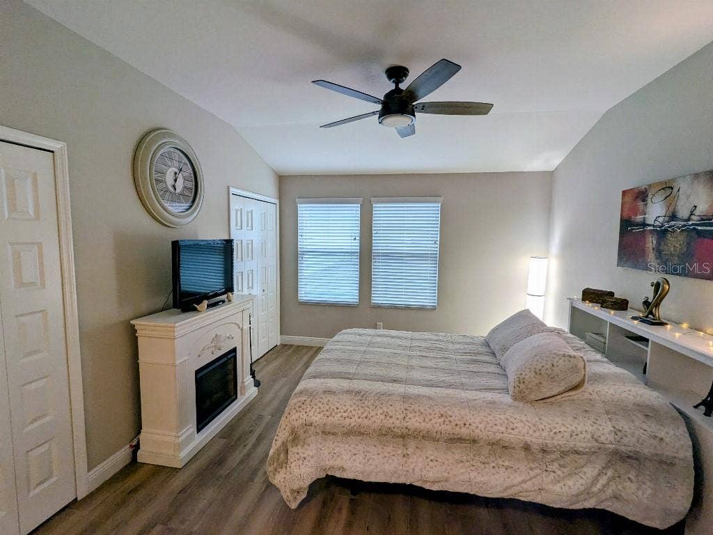 2454 FOGGY CREEK CIRCLE, Clearwater, FL 33764