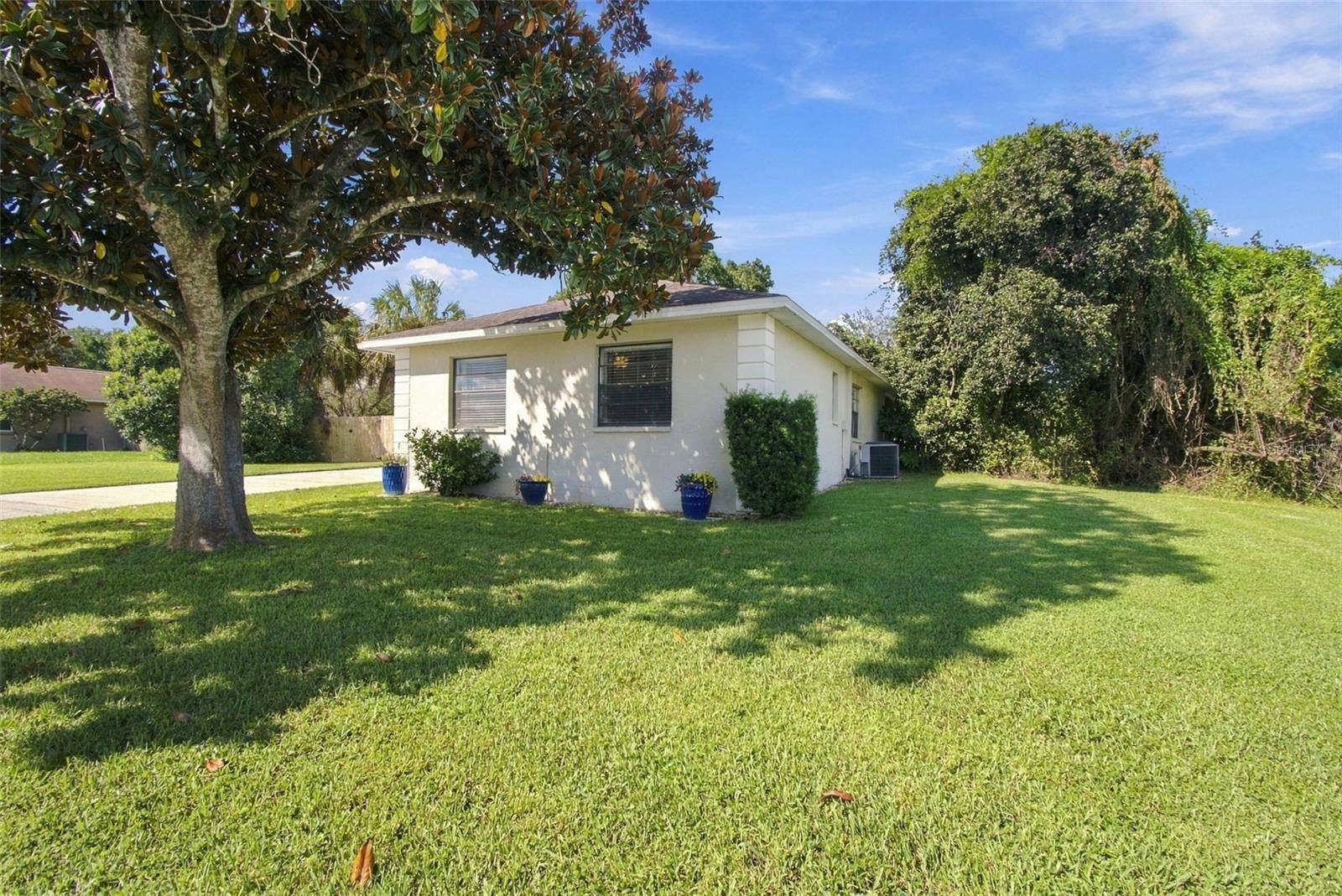 38611 FERM CIRCLE, Zephyrhills, FL 33540 38611 FERM CIRCLE, Zephyrhills, FL 33540
