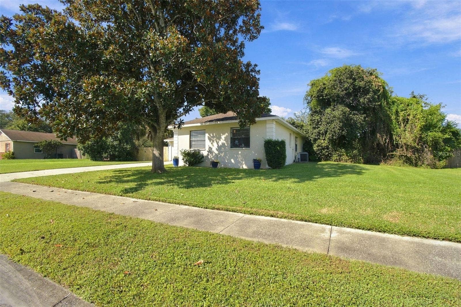 38611 FERM CIRCLE, Zephyrhills, FL 33540 38611 FERM CIRCLE, Zephyrhills, FL 33540