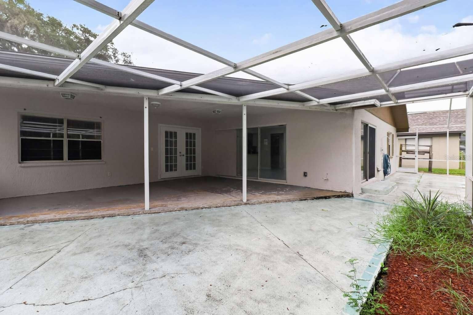 9504 VIA SEGOVIA, New Port Richey, FL 34655 9504 VIA SEGOVIA, New Port Richey, FL 34655