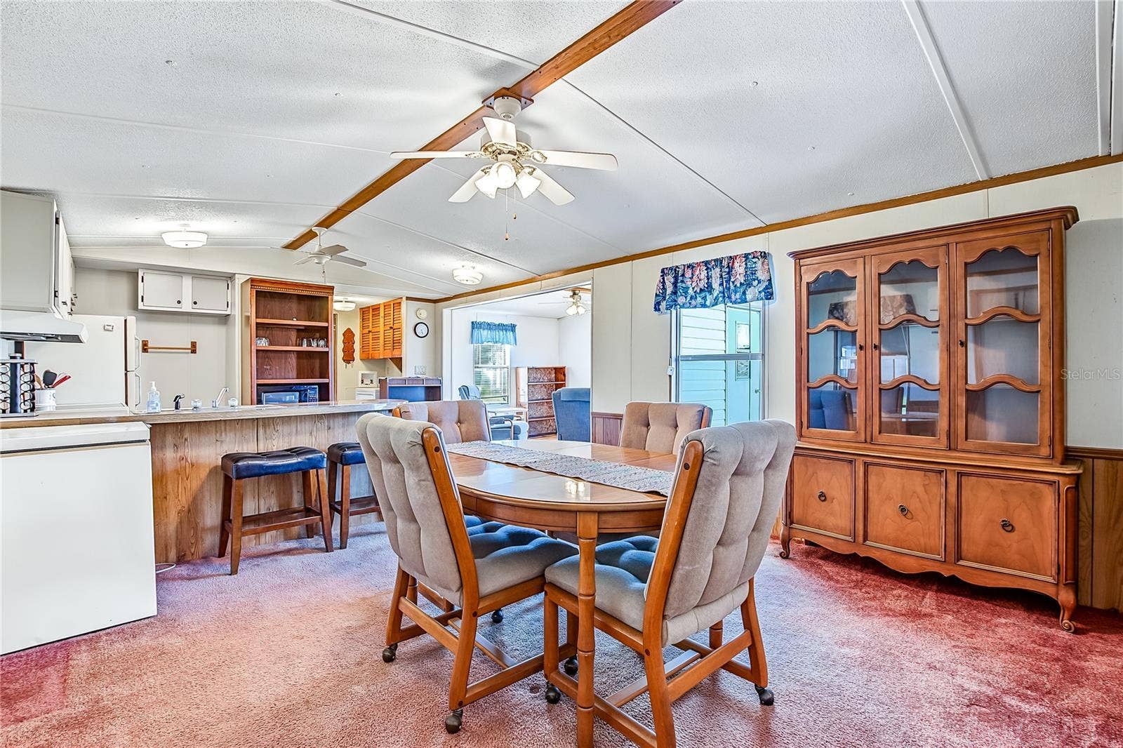 36513 LAKEWOOD DRIVE, Zephyrhills, FL 33542 36513 LAKEWOOD DRIVE, Zephyrhills, FL 33542