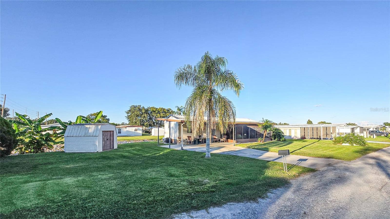 36513 LAKEWOOD DRIVE, Zephyrhills, FL 33542 36513 LAKEWOOD DRIVE, Zephyrhills, FL 33542