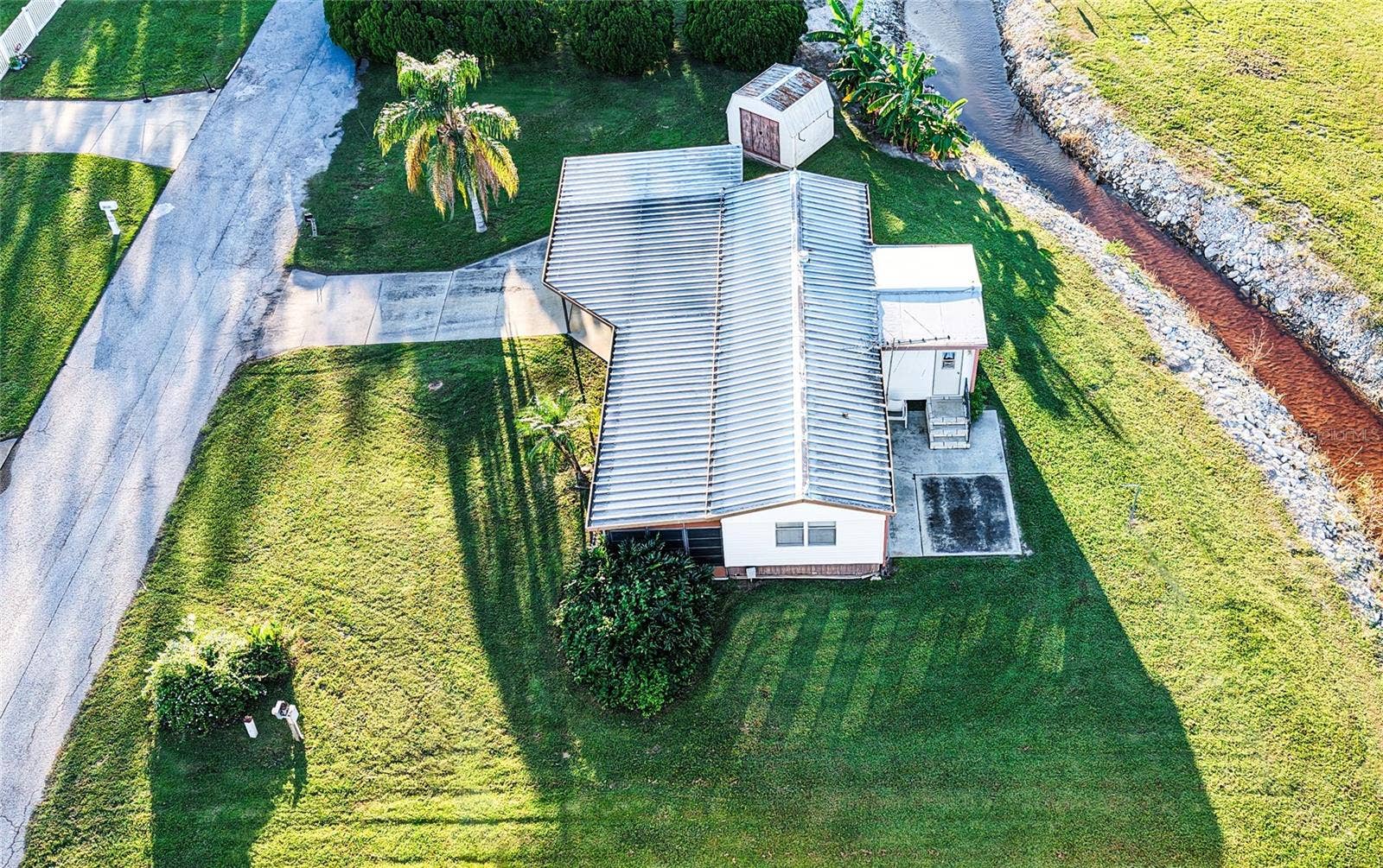 36513 LAKEWOOD DRIVE, Zephyrhills, FL 33542 36513 LAKEWOOD DRIVE, Zephyrhills, FL 33542